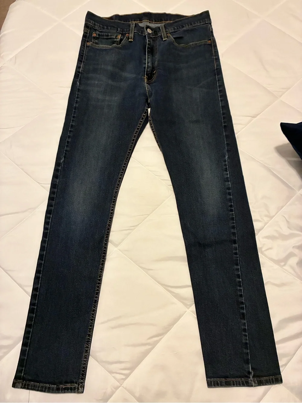 Levi's Men’s Slim Straight Jeans in Indigo Blue